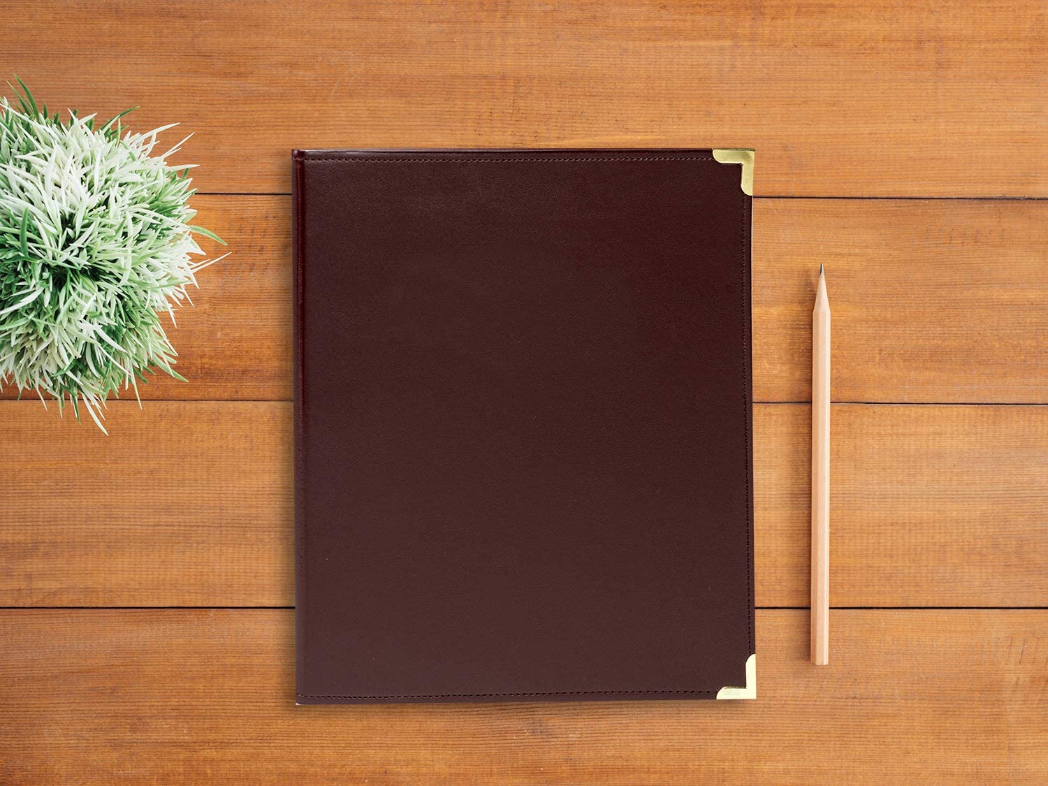 Hemingway 3 Ring Binder with leather cover